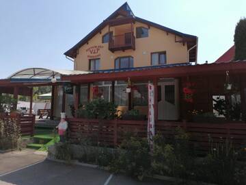 Фото Гостевой дом Pensiune Restaurant VIP г. Байя-де-Фьер 1